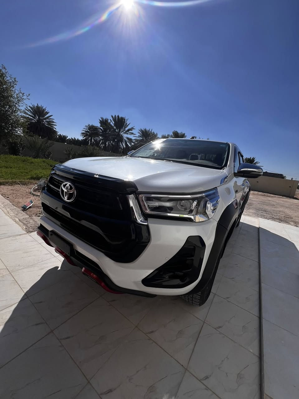 السلام عليكم هايلوكس فوريل TRD 2025  ماشيه 28 الف سياره كفاله ورقم بغداد تحويل مباشر   العنوان ذي قار *********** السعر 4 شدات
