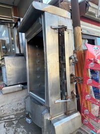 شواية دجاج ثقيل مع كافه ملحقاتها ماطور شغال جام اضافي  العنوان بغداد ا...
