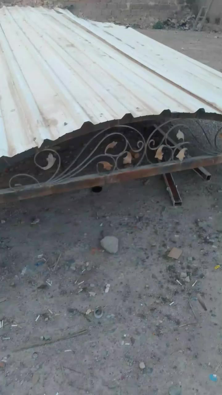 للبيع السعر 200 (***********
