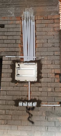 كادر كهرباء متفرق للعمل كص وحفر وتكعيد بوكسات كبان ليزر 07732932752