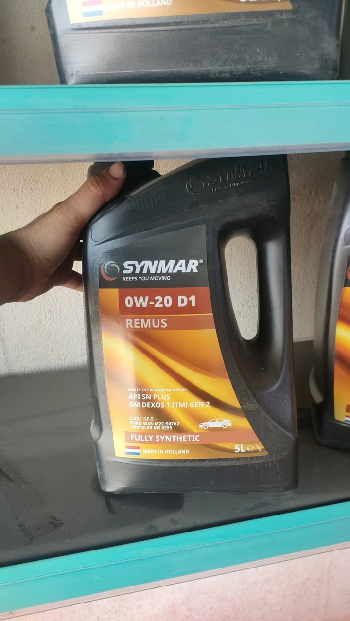 تم افتتاح غسل وتشحيم (كلين كار) يتوفر خدمات 👇
1 يتوفر دهونات من ماركات عالمية 
2حمام خارج داخل 
3غسل وتشحيم السيارات 
4يوجد أيضا دوشمة لجميع السيارات 

الموقع قرب تقاطع العريان مقابيل محطة العريان بل ضبط 
للاستفسار 
***********
