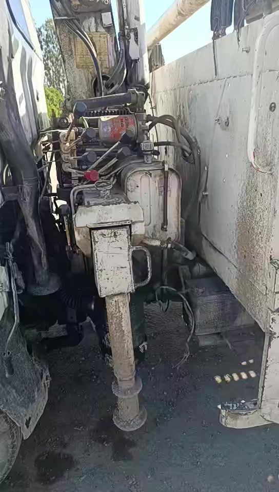 سلام عليكم كرين 2طن و2سلايت تادانو  مكانو بل موصل  ***********  سعر 18
