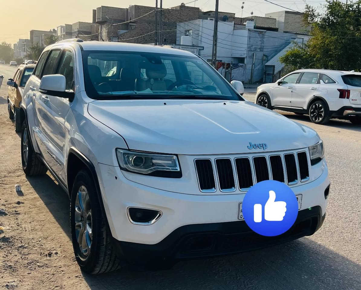 السلام عليكم ورحمة الله وبركاته 
بيع او مراوس بأقل محتاج فرق 
جيب 2015 خليجي 
دواخل جلد بيجي 
كشنات كهرباء 
حساس 
كامرة 
بصمة
فتحة 
تشغيل عن بعد 
أنظمة قيادة 
شفتات 
مثبت سرعة 
تبريد خلفي 
محرك 3600
ماشية 104 ميل 
السيارة نضيفة وجاهزة من كلشي 
سونار موجود بالمنشور
السيارة رقمها بغداد بأسمي رقم جديد 
مكانها النجف الأشرف 
السعر 225 وبيها مجال بسيط 
***********
