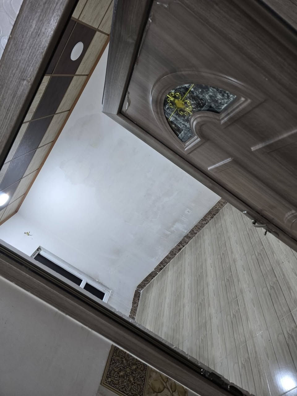 الايجار بيت طابق ارضي
حي الميثاق قريبا على السوق
المساحه 110 متر
غرفتين وهول  استقبال مطبخ ومشتملات خارجي وداخلي 
بناء حديث
***********
***********
