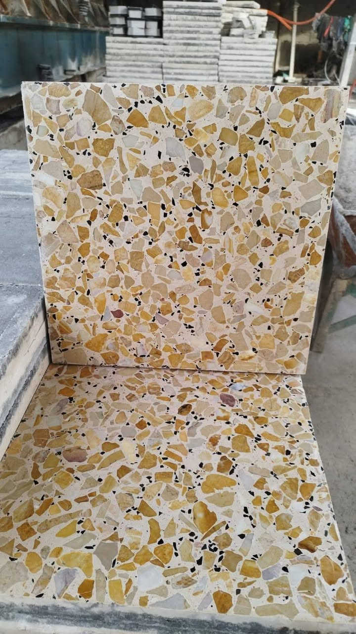 سلام عليكم يوجد لدينه لكاشي لعراقي بكل لوانه بسعر مناسب ***********
