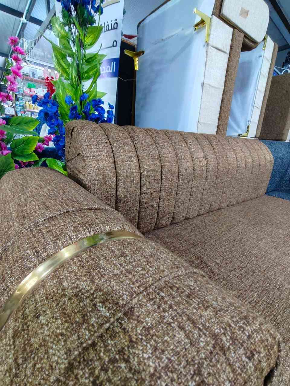 تخم ديوان لون جوزي اقماش كتان
 تخم ديوان للبيع جديد
27 متر
شغل مرتب
44نفر
بيع او مراوس اوتبدل 
رجل حديد تركي 
شغل بلاويد اسود تفتح الاقماش وشوف الخشب 
يوجد قياسات اكو 6اونص
او 14كتر
او 20كتر
او 26متر 
اتعهد بالتخم بعد الاتفاق ونصبه بالبيت اي شي زايد او ناقص
اتحمله انه شخصيا 
تدلل اتصل او راسلني 
بيع او مراوس اوتبديل 
لعلم اذا عندك تخم مستخدم نشتري 
اوجلسه عربيه
متواجدين يومياً 
عنواني ناصرية الغراف طريق ال سهلان منطقه العميرات 
واتساب ***********
انظم للكروب ادخل على الرابط
https://www.facebook.com/groups/490367711756252/?ref=share_group_link
