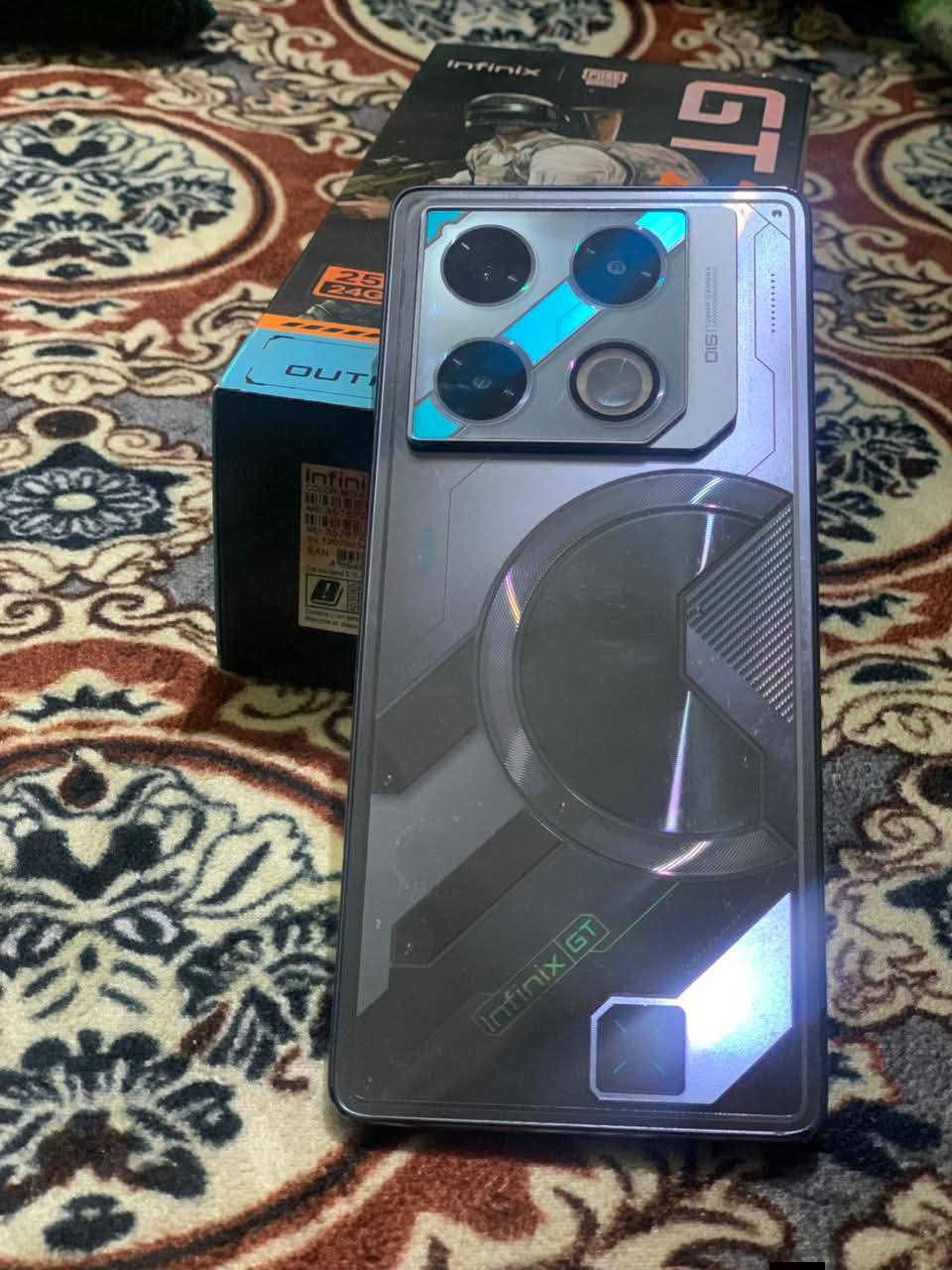 جهاز انفنكس جي تي 20 برو العملاق جهاز مال اللعاب معروف  ذاكرة 256 رام 24 بوبجي شاشة سوبر امولد بمعدل تحديث 144 هيرتز بصمة ليزرية بل شاشة بطارية عملاقة 5000 ملي امبير كامراتة فول زلال تخبل دمعة 108 ميكا بكسل ضهرة كلة كلوبات اضائة ليد يتفاعل مع المكالمات والرسائل  جهاز بل شرط انطي اي عيب مابي بل شرط برغي مامضروب ولا واصل مصلح شخط مابي جهاز غراضة كاملة للبيع فقط سعرة 275 بي مجال بسيط للشراية


**إذا كنت صاحب هذا الإعلان وتريد حذفه لأي سبب، رجاءا أرسل رسالة إلى الدعم الفني**