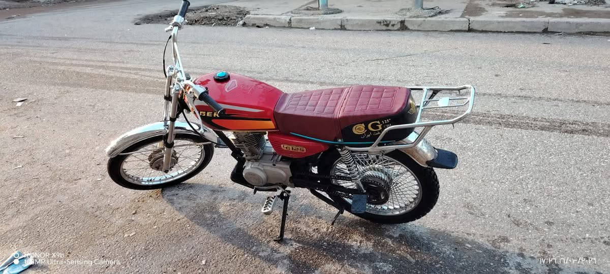 للبيع فقط مو مراوس
صالنصة رياضي صراخ
كابريتة جديدة 
  المكينه مفتوحه
موديل 2019 
سعر  400  وبي مجال
وقم ***********
