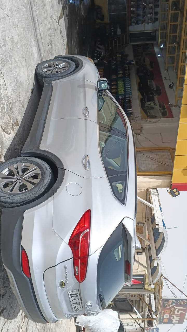 سلام عليكم
للبيع سنتافي موديل 
2016
سياره وارد امريكي محرك GT
4اسلندر
صبغ بيها
جاملغات الوره نص اب نص وباب الجنطه بي بارد
سعر 120
رقم جديد سنويه مكان نجف استفسار 
اتصال 
***********
