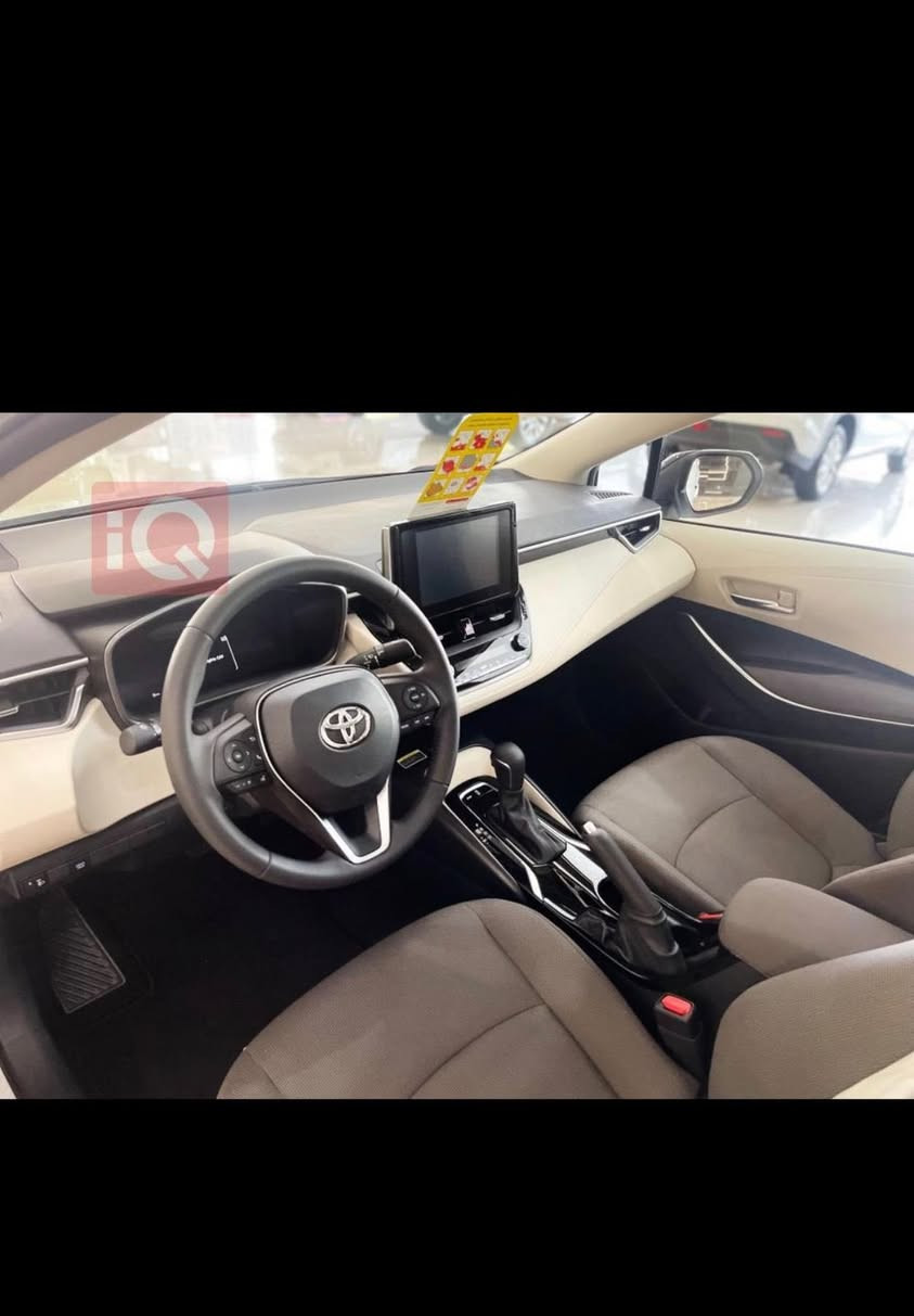 تويوتا كورولا 2025 ياباني أصلي – شركة ساز
المحرك: 1800 بنزين أصلي

الممشى: 4000 كم فقط

السيارة فول مواصفات،

مكفولة كفالة عامة، وكير ومكينة وحدادية وكهربائيات كلها بشرط.

السيارة جديدة جداً ونظافتها 100%.

المواصفات:

بصمتين

داخل لونين

شاشة ديجيتال

نظام صوت

LED أمامي وخلفي

نظام ترحيب

حساسات خلفية

مرايا كهرباء مع طي أوتوماتيكي

تحكم بالستيرن

منفذ 220

ثلاجة

تبريد مركزي

مانع انزلاق

سياقة ذاتية

مرآة عاكسة

حساسات أمامية

لايتات كهربائية

زينون عالي مع بروجيكتر LED

تبريد منفصل

شاشة نظام قيادة

ويل كب كروم

نيكل كامل بلادي

غراض الشركة (سبير + كتلوج) كلها موجودة.

مكاني ميسان/العماره
سعر210 بية مجال قليل

الأتصال 

***********
