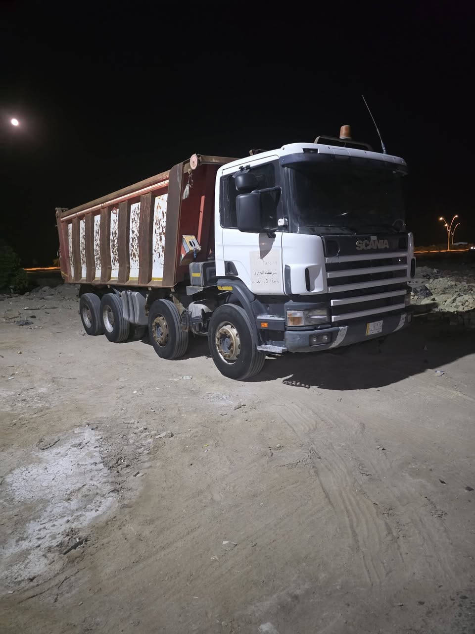 سكانيه للبيع موديل ٩٩ محرك انجكتر جديده مجموعه الفين رقم بصره ***********
