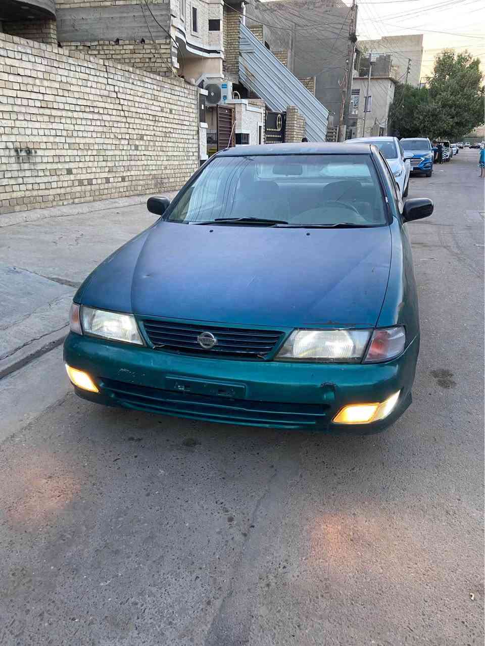 سني موديل 1994 تك باب جاهزه من كلشي تبريد صدر جديد مكانه بغداد *********** بغداد, العراق
