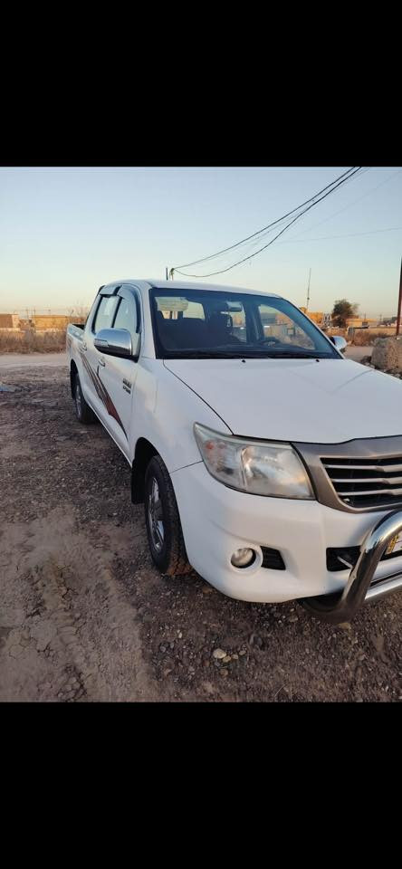 سلام عليكم بيك اب تيوتا هايلوكس موديل 2014كويتي
ماشية 170الف رقم بغداد 
شاصي 19
تحويل مباشر مكانها بغداد
السيارة بيها ملاحضات بارد
للاستفسار 
***********
***********
