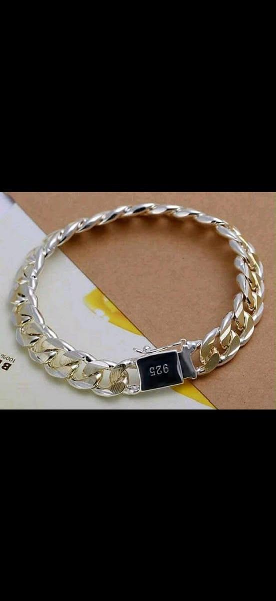 يالله
قطع فضه او حديد معرف كلهم بيهم ختم ٩٢٥ 

اني ابيعك حديد

اليحب شلع كلهم ابيع 

يتوفر توصيل محافضات


**إذا كنت صاحب هذا الإعلان وتريد حذفه لأي سبب، رجاءا أرسل رسالة إلى الدعم الفني**