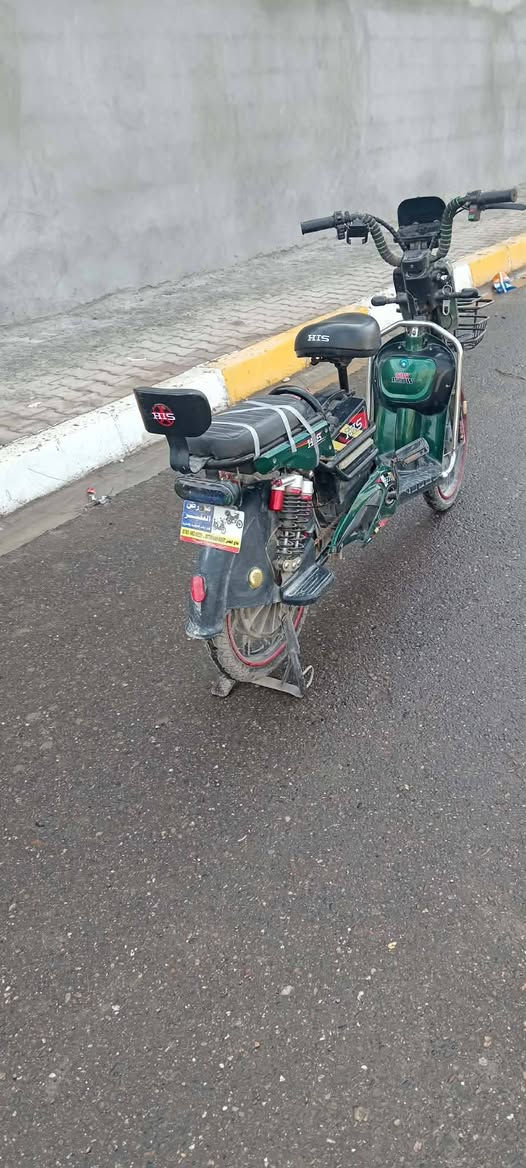 بوسكل شحن موديل 24 حجم 20بطاريات بلاديات السعر 350وبي مجال ‏‪0786 591 2041‬‏
