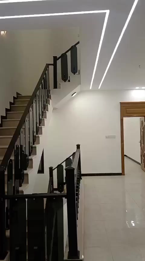 مركز مدينة النجف الاشرف (حي السلام )
دار 100 متر بناء جديد غير مسكون سند حر 
 طابق ارضي غرفة وحمام ومنور واستقبال وصالة ومطبخ   طابق ثاني غرفتين وصالة بناء البيت درجة اولى السعر 195 مليون 
المكان : حي السلام خلف الاربع شوارع 
***********
