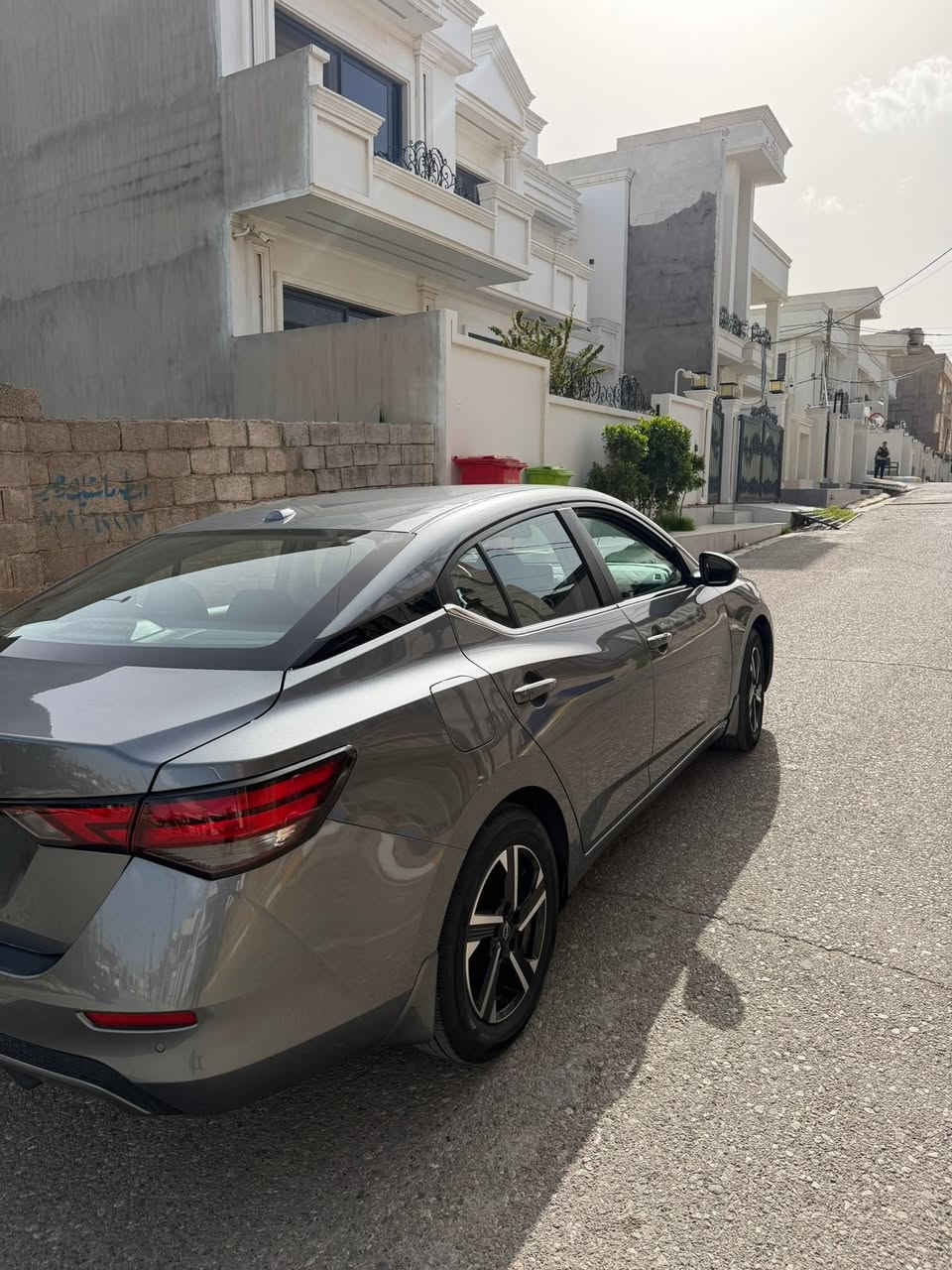 سنترا موديل 2025 SV ماشي 5 الف مايل بدون ارباك سيارة باعتبار صفر رقم كاتي 

3N1AB8CVXSY206815
مكان سيارة كركوك
 ***********

