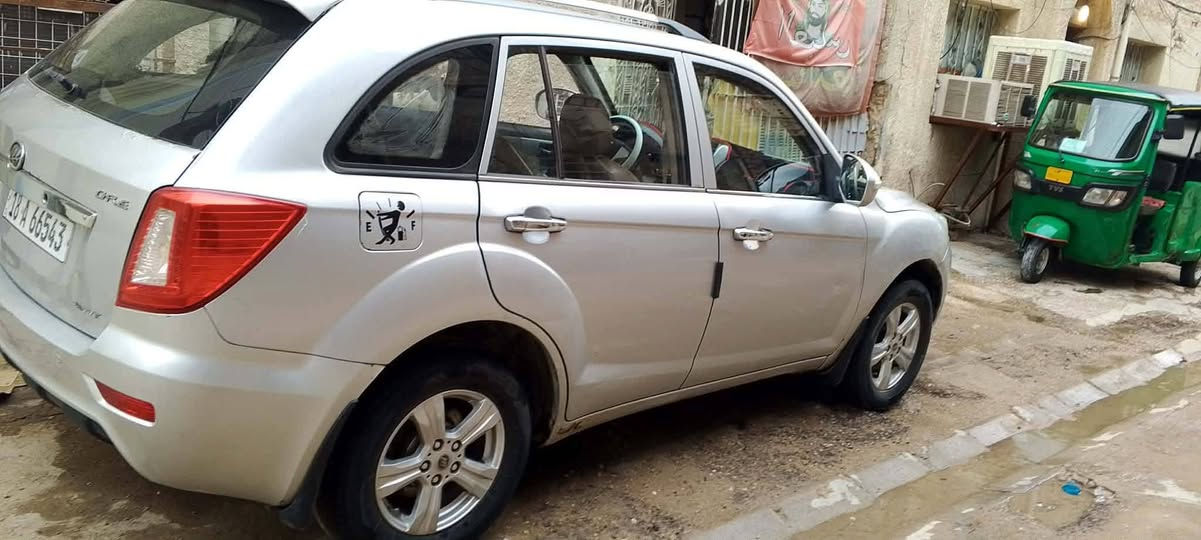 سلام عليكم ليفان x60 ٢٠١٦ كير اوتماتيك كير محرك جيد جدا تخم تاير جديد رقم بابل بسمنه تحويل مباشر للبيع أو مرس السعر ٥٥ اوبيه مجال حك الجيه لمكان بغداد الجديده الرقم ***********
