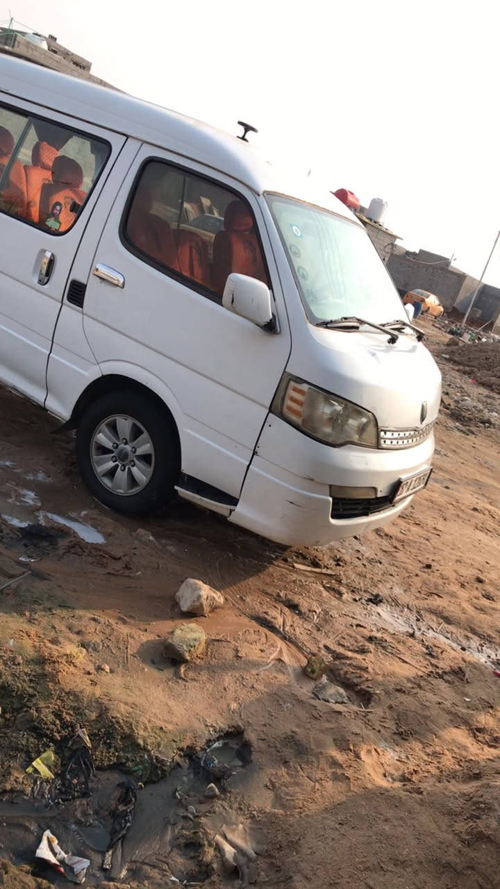 سياره جمبي مديل ٢٠١٥ مكينه كير اكسن جدد بدي نضيف سياره باسمي موجوده بالبصره السعر ٧٥ وهذا رقمي ***********
