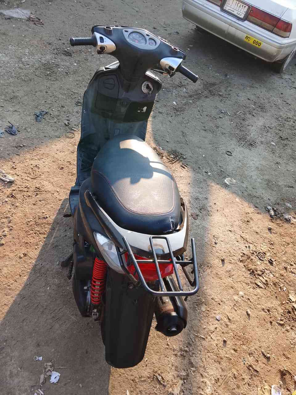 سلام عليكم شباب سكنس نثيه ياباني استان حساس دراجه جديده مكينه ناعمه مكاني بغداد شعب السعر 600 رقمي *********** بل خدمه بي واتساب
