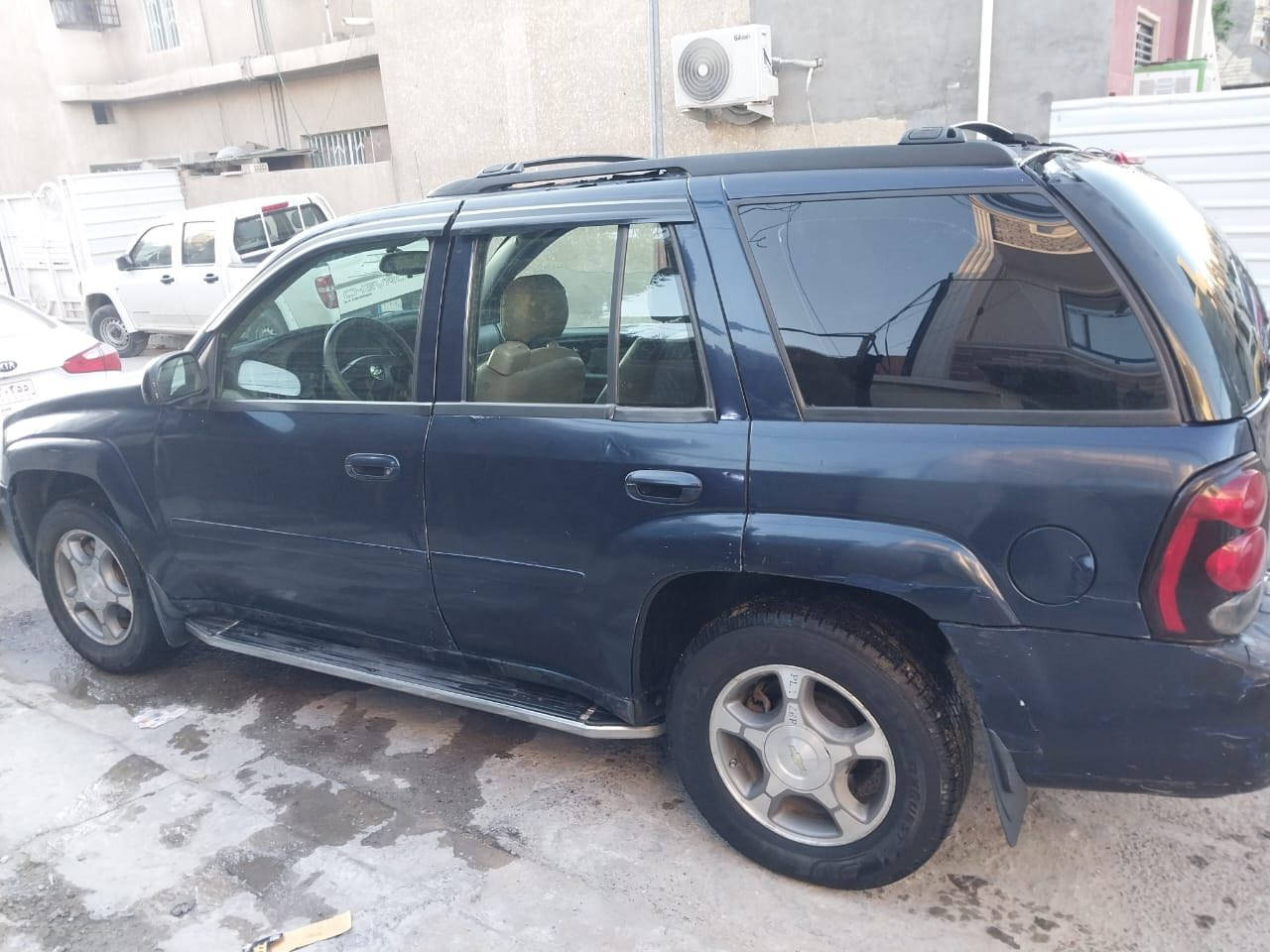 بلايزر 2008 بغداد بسمي  محرك قبق ابيض 
سياره جاهزه محرك كير حاويه جدد 
صبغ قطع بيها بدون اي ظرر مكاني بغداد 
السعر 72 الاستفسار ‭0773 572 2253‬
