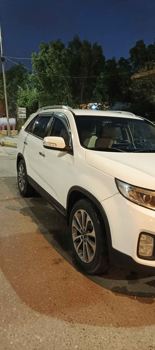 السلام عليكم سياره كيه سورنتو 2015 كفاله من الصبغ وكفاله من الضربه السياره بصمه  تحكم ستيرن ملبيها تنته 7راكب السياره كفاله من كلشي محرك كير حداديه تخم تاير جديد *********** سياره170 بيها مجال بسيط  بكان السياره بصره ابو الخصيب Singapore
