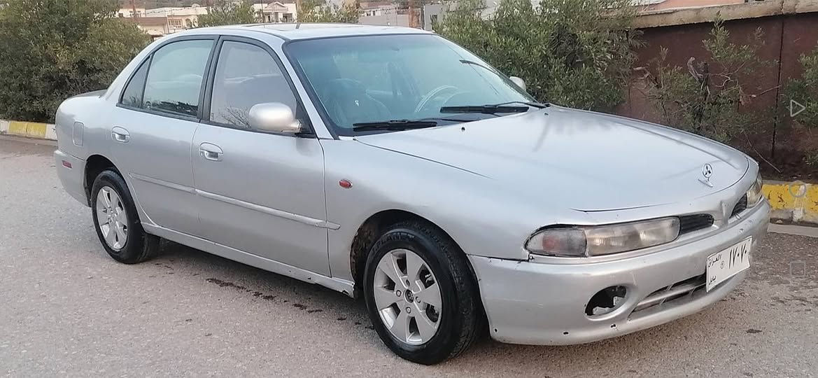 گلاند ميستةربؤشى مؤديل 1996 مالى فةقيرية 
شارى كؤية🌹***********🌹***********🌹
ئارم پلاستيك هةولير گير و مةكينة بةشةرت
جام كارةبايى ئاوينة كارةبايى سوكان پاوةر 
ويل كةپ ٤ تايةى لؤكى لةژيرة
سةقف سلايد ناو فؤرميكا
پاترى نويية مةكينة بةخاخة 
تةزجيل سيدى و فلاش ميموري
گةرميةكى زؤر زؤر خؤشى هةية
بةرگة كوشنى نويية تازةم بؤى بةستاوة 
زؤر زؤر جوان و توندوتؤلة زؤريش بةهةلمةتة 
بؤياغ عامم كردوة بؤجوانى بئ دةعم و ليدان
نرخى / ٢٥گةلا 
ژ.م / *********** 🌹***********
