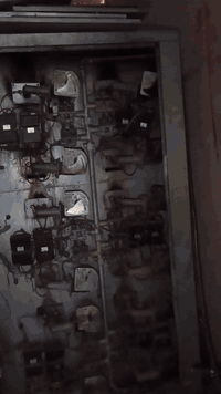 السلام عليكم فرن للبيع دبل مشغل مكاني نجف 3 خانت ***********
