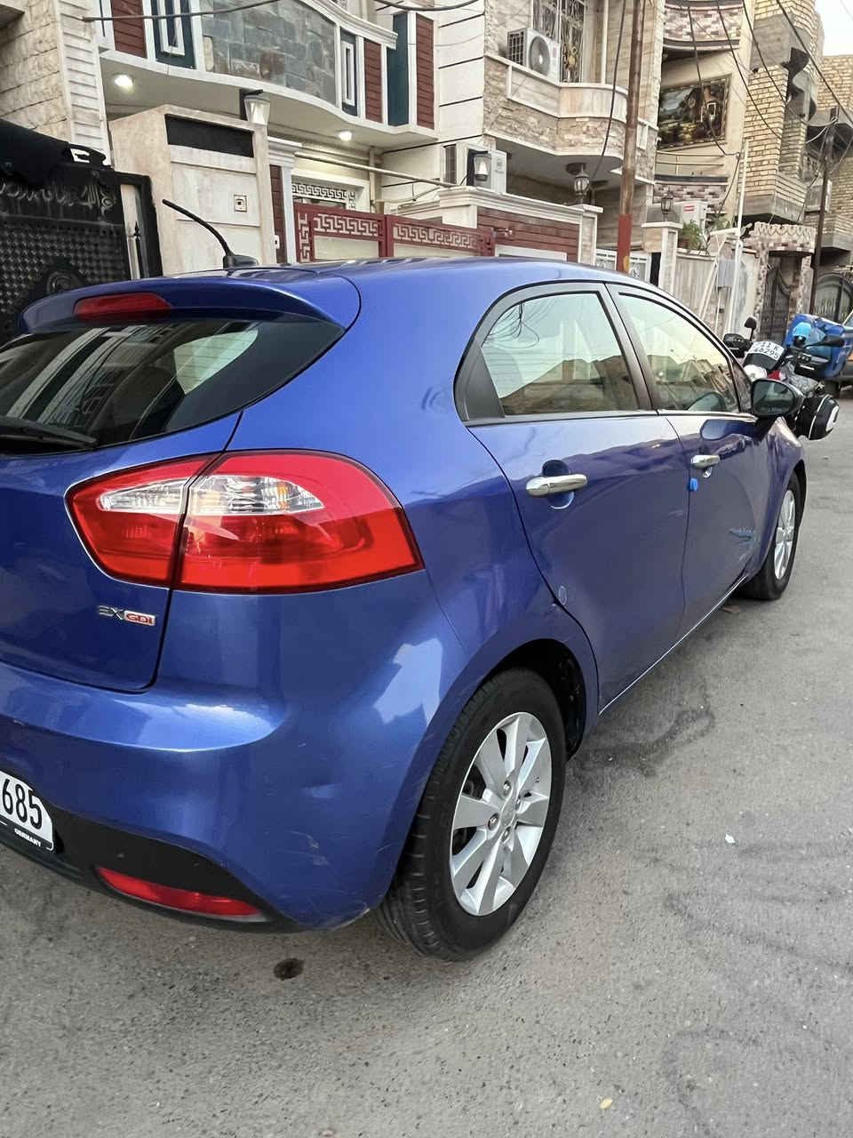 ريو هاشباك موديل 2013 السياره مثل ما موضح بلصور للبيع السعر90ورقه رقمي ***********واتساب للاستفسار اكثر مكاني بغداد  الغزاليه السياره رقم بغداد نضيفه جدا وممشاها موضح بصور
