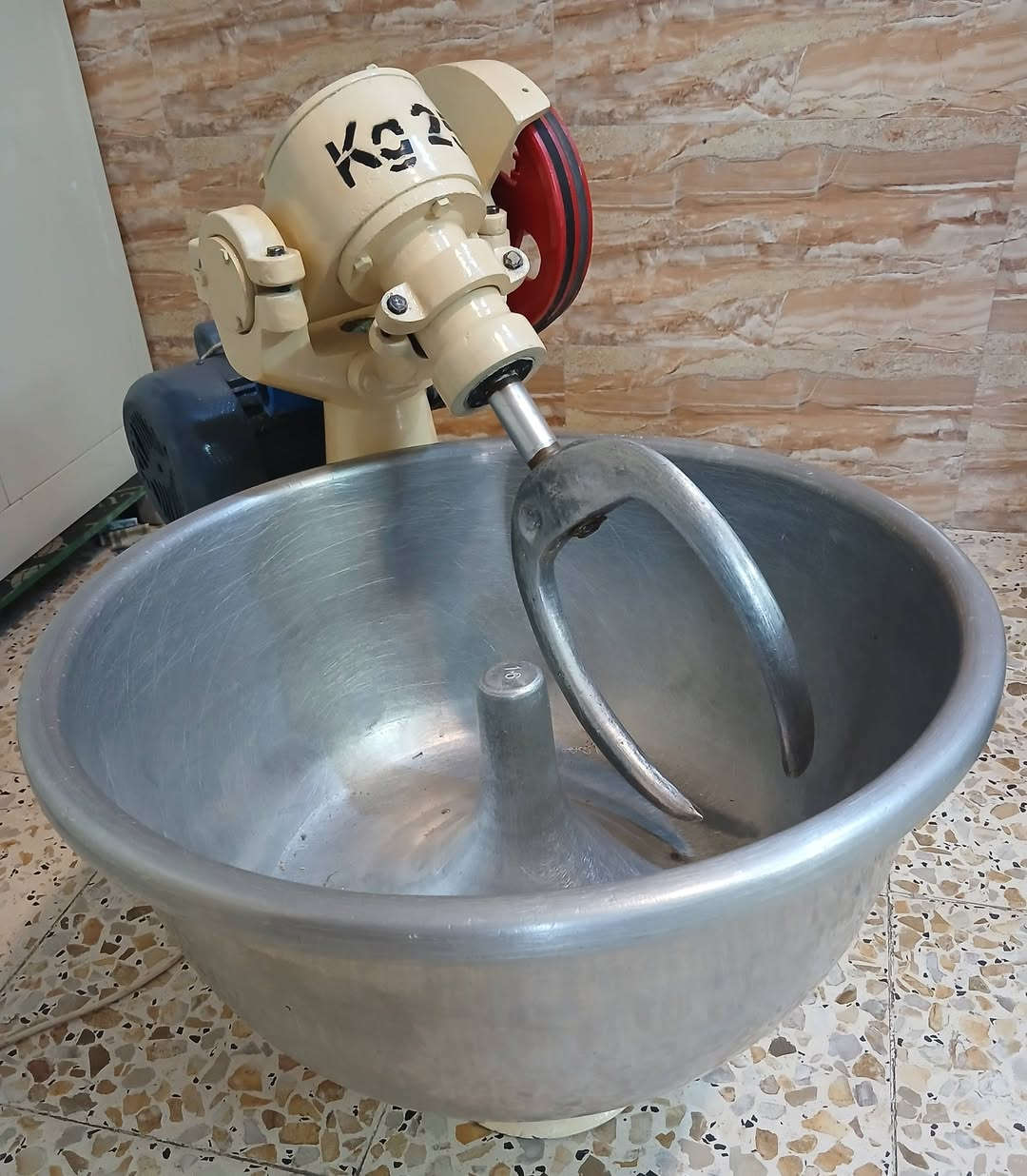 للبيع عجانه سوريه نص جيس نظيفه حيل مكاني بغداد للاتصال *********** وتساب
