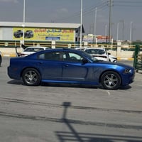 جارجر موديل ٢٠١٢ رقم بغداد بسمي السياره فول مواصفات بيها صبغ جاملغ خلف...