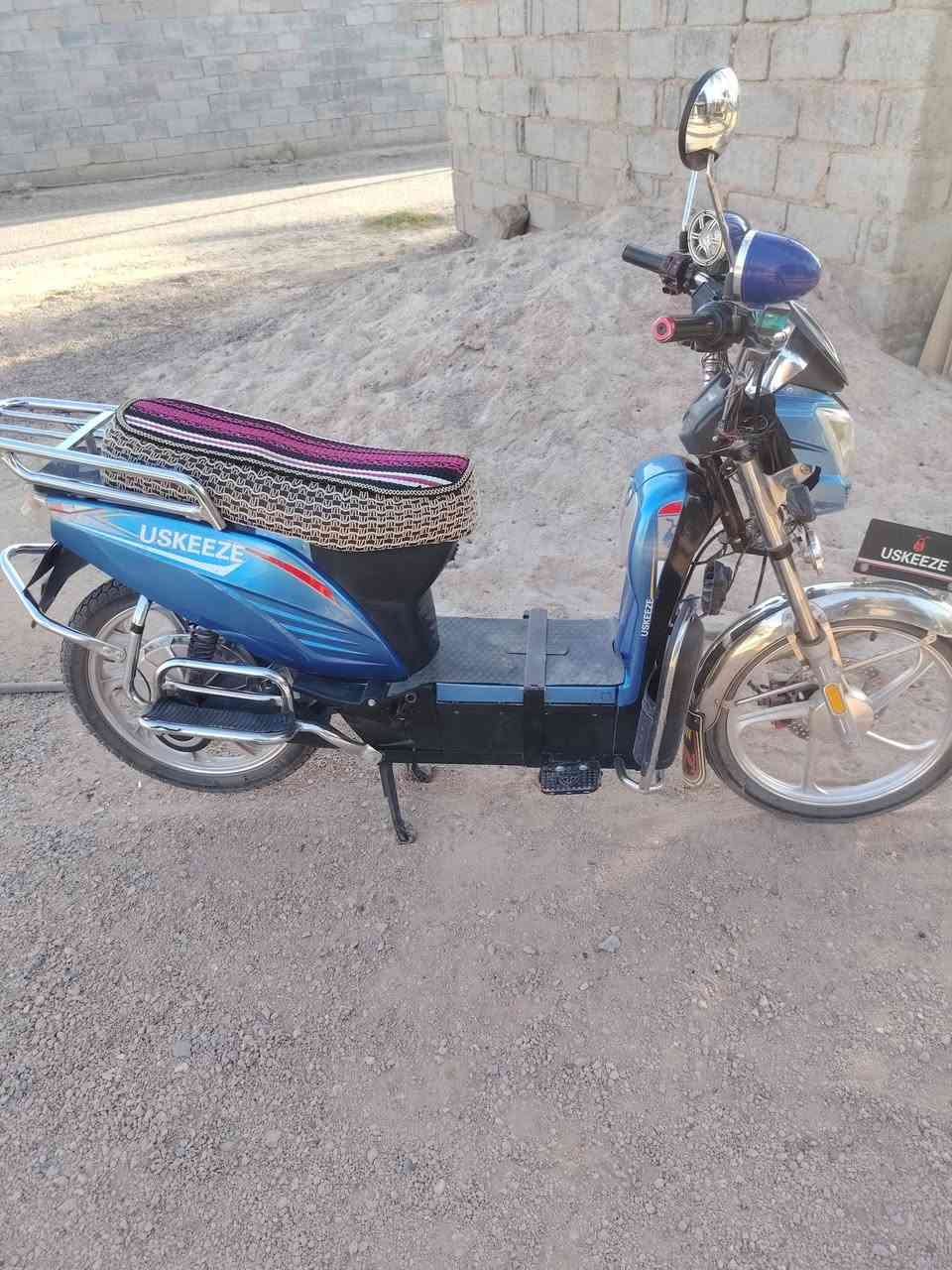 سلام عليكم 
دراجه شحن موديل 24نضافه فول 
بطاريات ع فحص 
كهربائيات كله شغاله 
لايت عالي ناصي 
الاستفسار تصال 
***********
