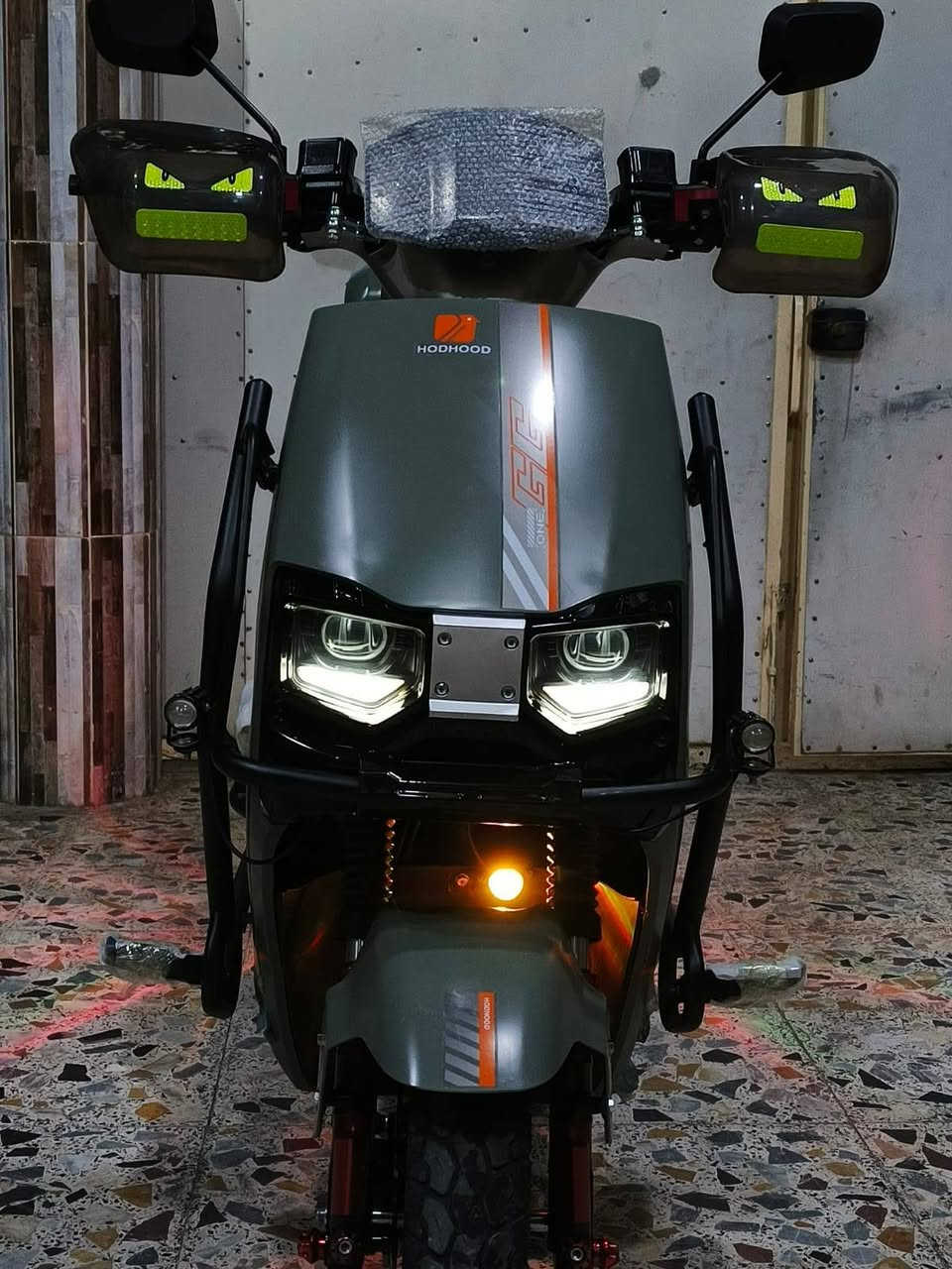 للبيع موطور شحن مدرع موطور حيل جديد وبطاريته فول وعلا فحص موطور مستخدم قليل حيل نضيف كهربائياته كله شغاله سماعه بلاوتوث داخليه
السعر 685 وبي مجال 
للتواصل ***********
