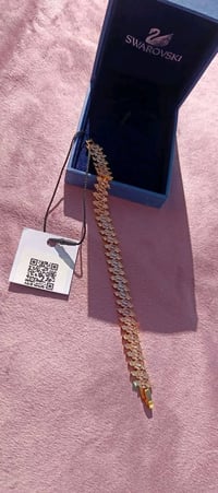 سوار فسكي • أصلي • بعلبة