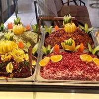 مرحبا شيف مقبلات  درجه اولى + شعبي اشتغل اكثر من 25 نوع مطاعم + فنادق ...