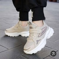 قياس ٣٧ • ملابس
