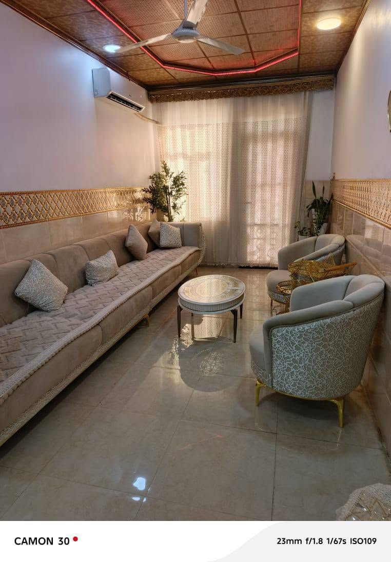 بيت للبيع سكني ملك صرف طابو 
المساحة 100 متر 5×20
طابقين ثلاث غرف نوم
المنطقة حي السماح/التسعين
السعر 110 مليون قابل للتفاوض 
للاستفسار الاتصال على الارقام التالية:
مكتب ركن السماح للعقار 
***********
***********
***********
