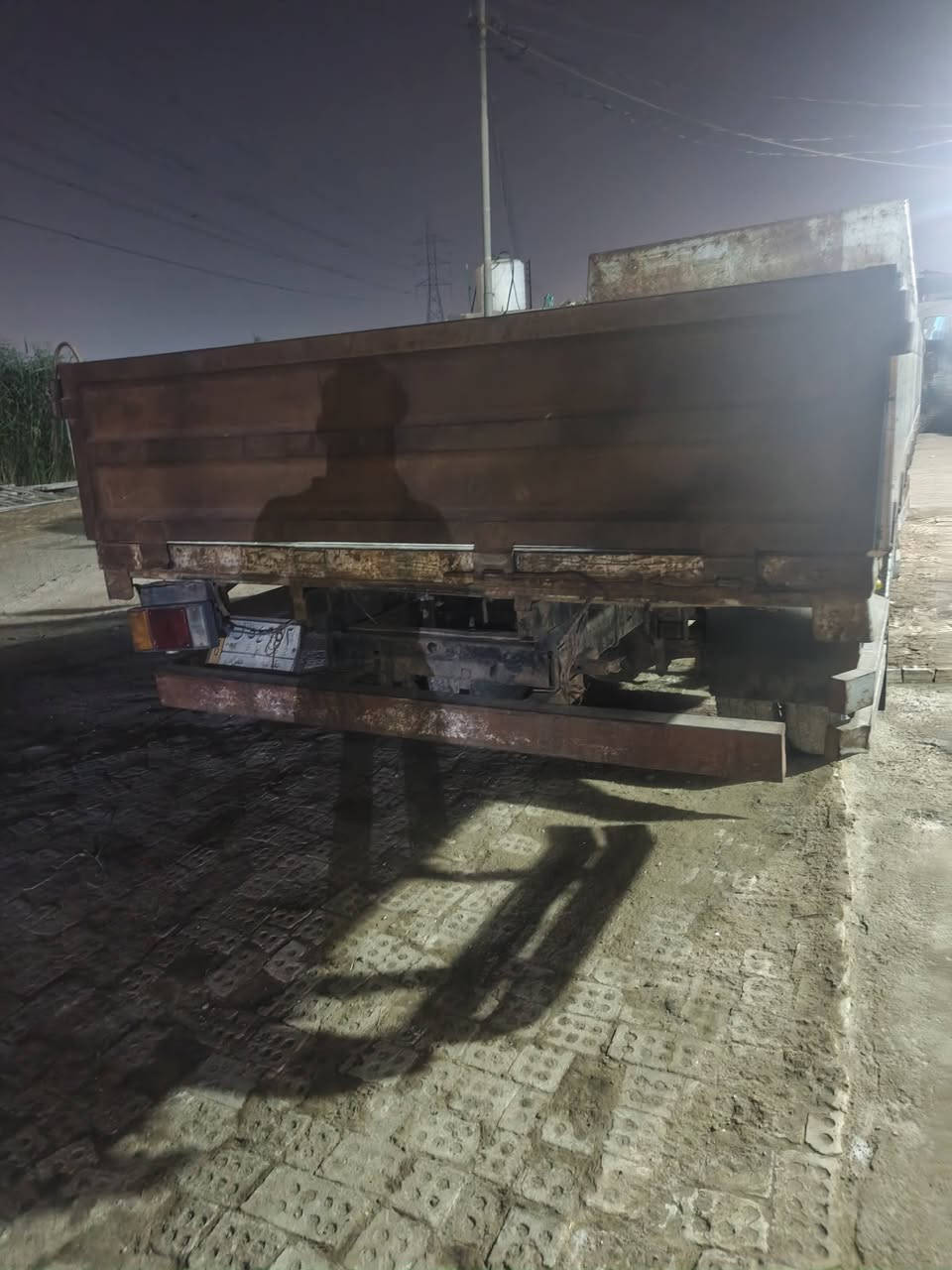 سلام عليكم من رخصه أدمن الكروب كنتر  للبيع رقم بغداد تحويل ثاني يوم مشروع وطني وين ما يعجبك بسمي  مكينه نضيفه وكير الضفيره نص عمر السياره موديل (92) مكاني بغداد بسمايه السعر الاتصال ع الرقم التالي ***********
