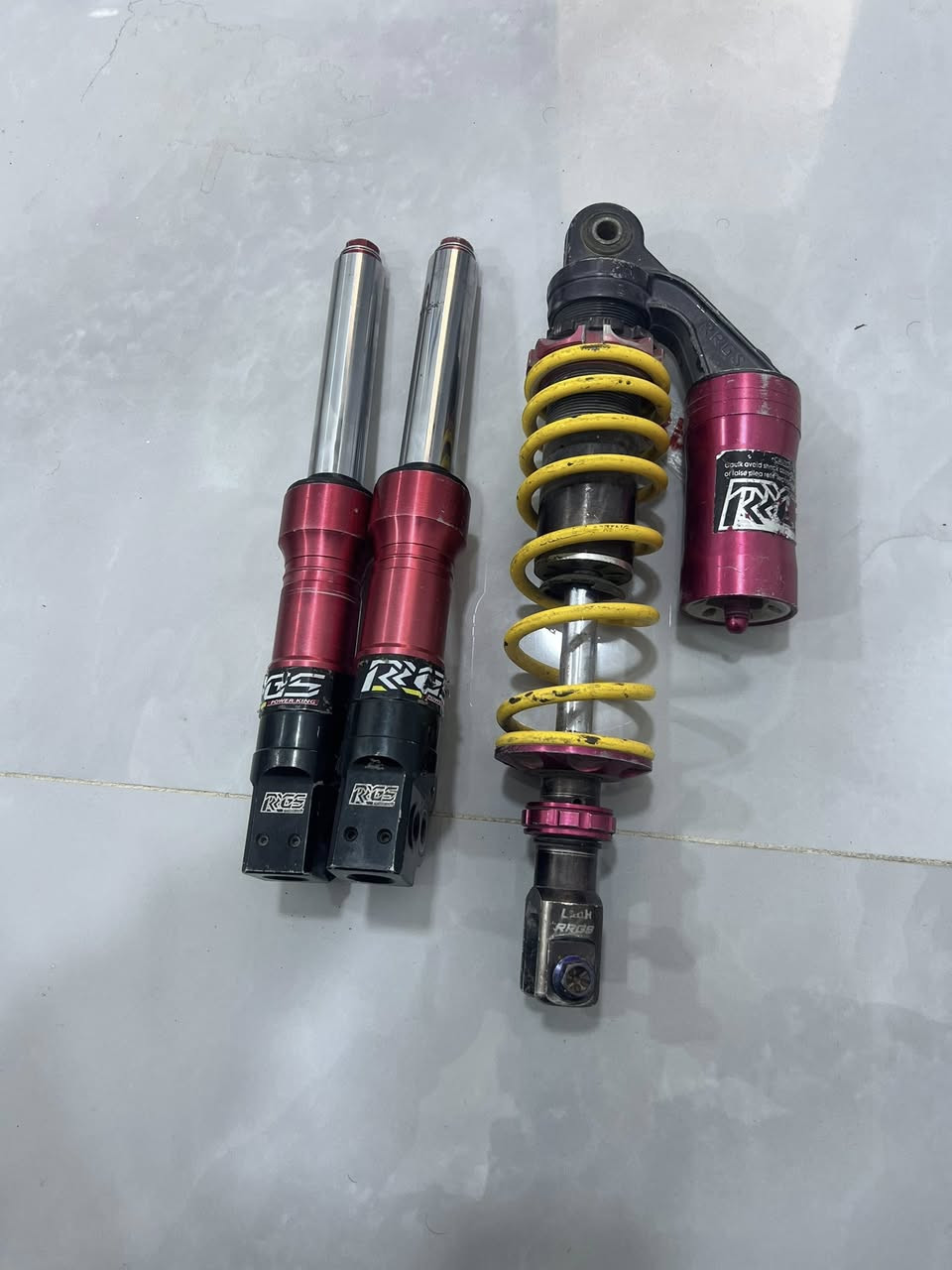 صدر قزم للبيع توصيل موجود ***********
