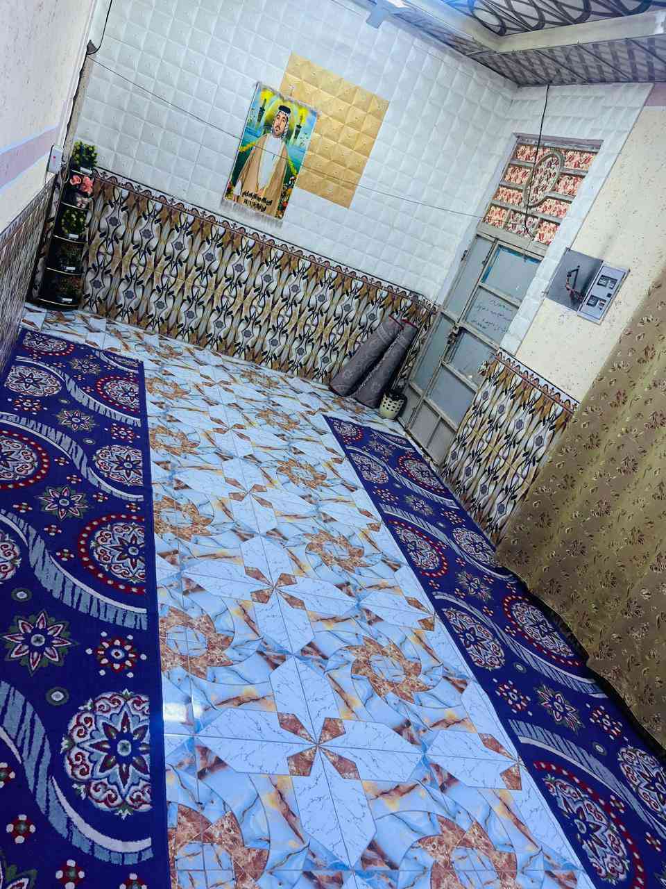 منزلان للبيع في ابوصخير بني مالك الشمالية قرب مدرسة الخالدين مساحت المنزل الواحد ٣٣٠ يحتوي كل منزل على استقبال ٧×٣ونص . وصالة ٧×٤.ومطبخ ٥×٤ونص.وثلاث
غرف. واحدة ٥ونص×٤ اثنان نفس المساحة ٤ونص×٤
المنزلان مطابقات بالبناء والمساحة السعر كل منزل  60 وبيه مجال التفاوض
للاستفسار الاتصال على الرقم 
***********
