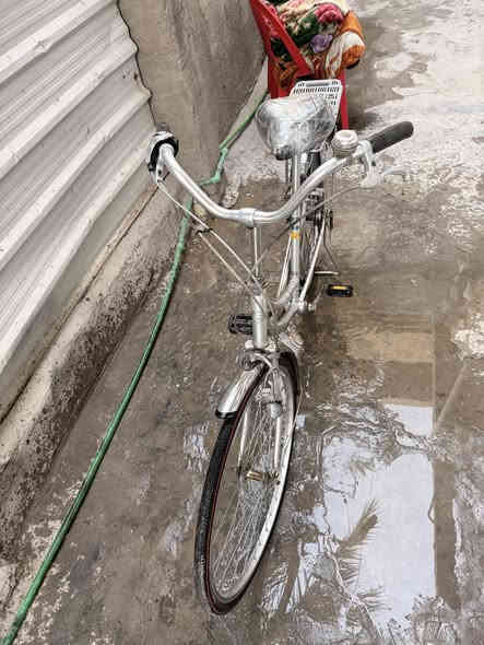 السلام عليكم بايسكل للبيع ياباني اصلي مال باله السعر 100
العنوان بغداد بلديات ***********
