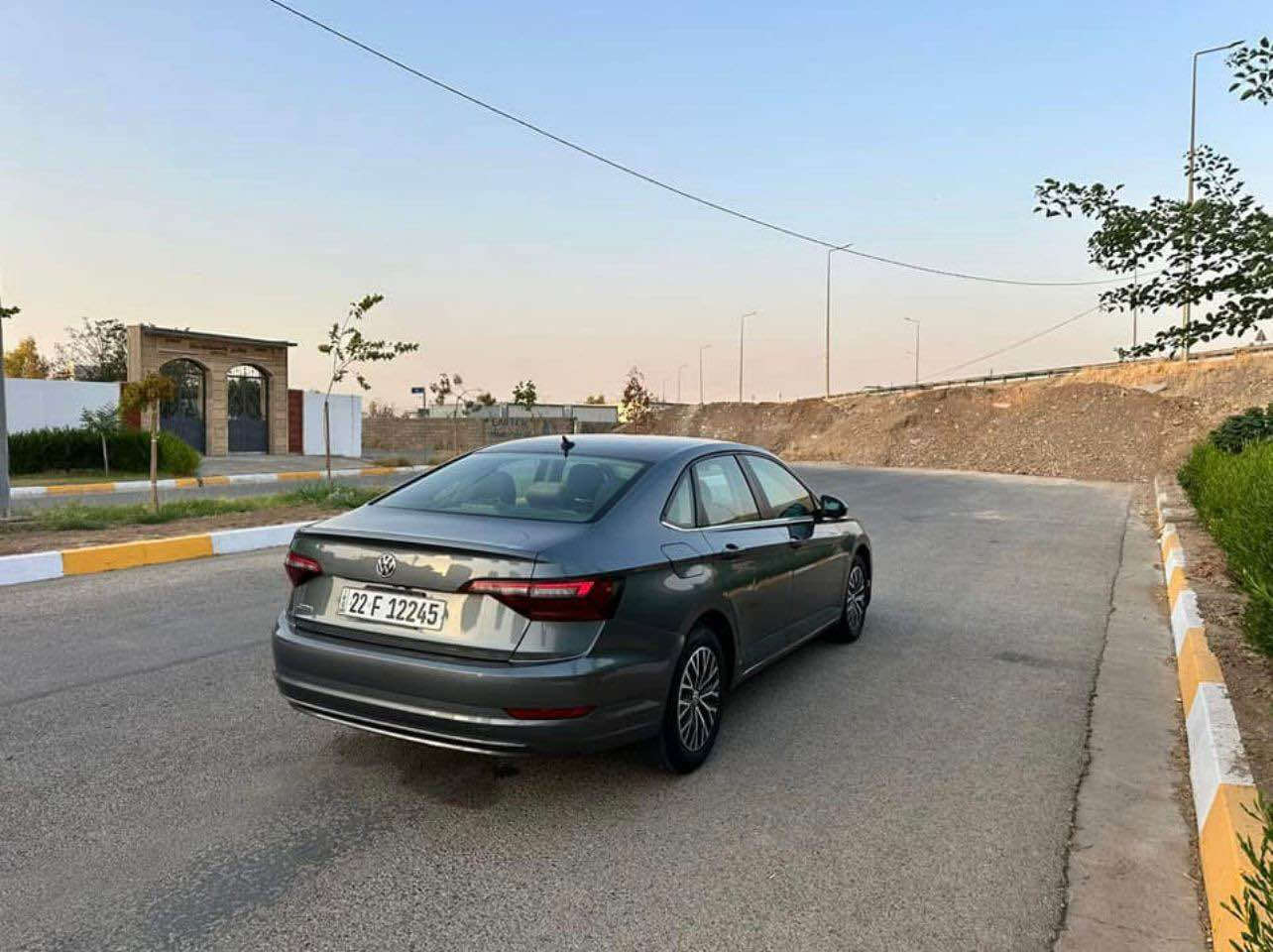 بسم الله ماشالله جيتا ٢٠١٩ للبيع كير محرك شرك مامفتوع رقم سنوي هزة جديد طاير جديد حدادية جديد ماشي ١٧٠ الاف دهن جديد سيارة داخل عيراق كلين كهرباء يأت كل شرت بدون صبغ بس بي بارد ٣ مكان صغير و عالوب قليل مايبين بل عين إلا فحص سعر ١٢٧ مجال قليل *********** أربيل, العراق
