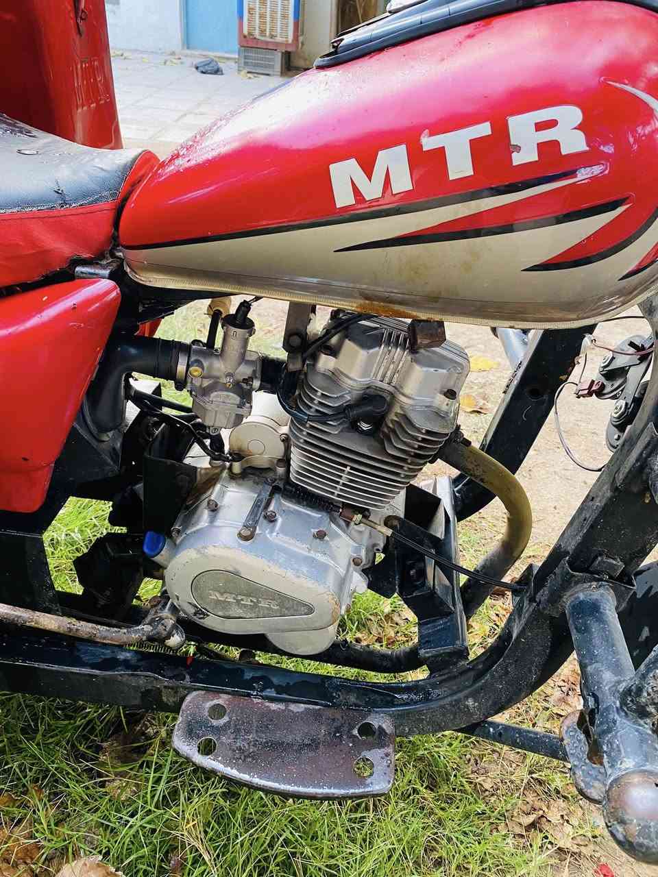 للبيع ستوته نضيفة MTRسنويه ورقم اسود مكاني الكوفة السعر 700 وبيها مجال تفاصيل اكثر اتصال ع هذا الرقم ***********
