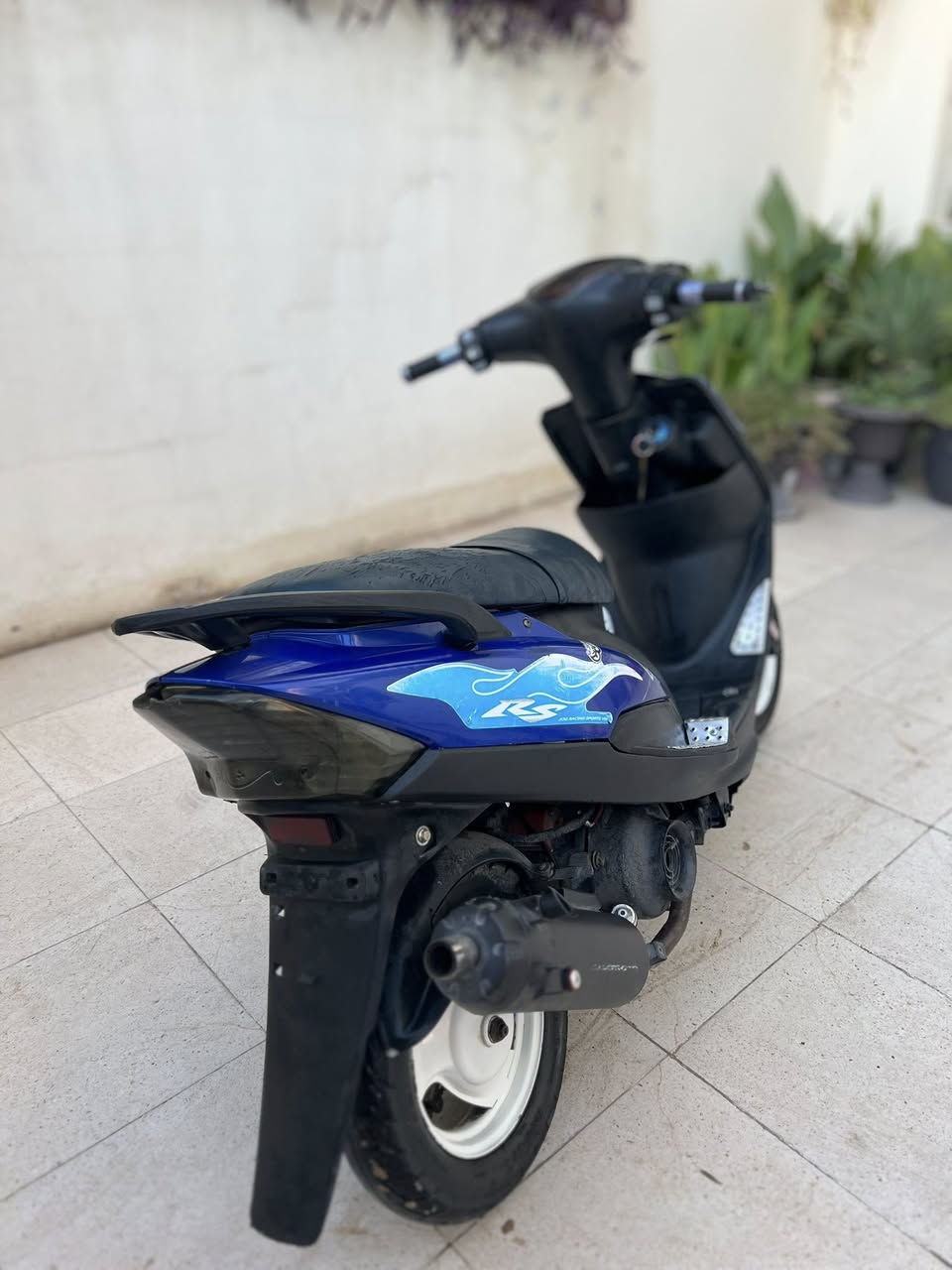 السلام عليكم 
دراجه ماكس عدله 120
بوشه 55
نضافه كدام العين بس سلف ميشتغل ولايت كدام
شلعه ومعدل تشك الكاع دراجه خير من الله
اذا مو شراي لاتتصل مكاني موصل
 
سعره 850
رقمي ***********
