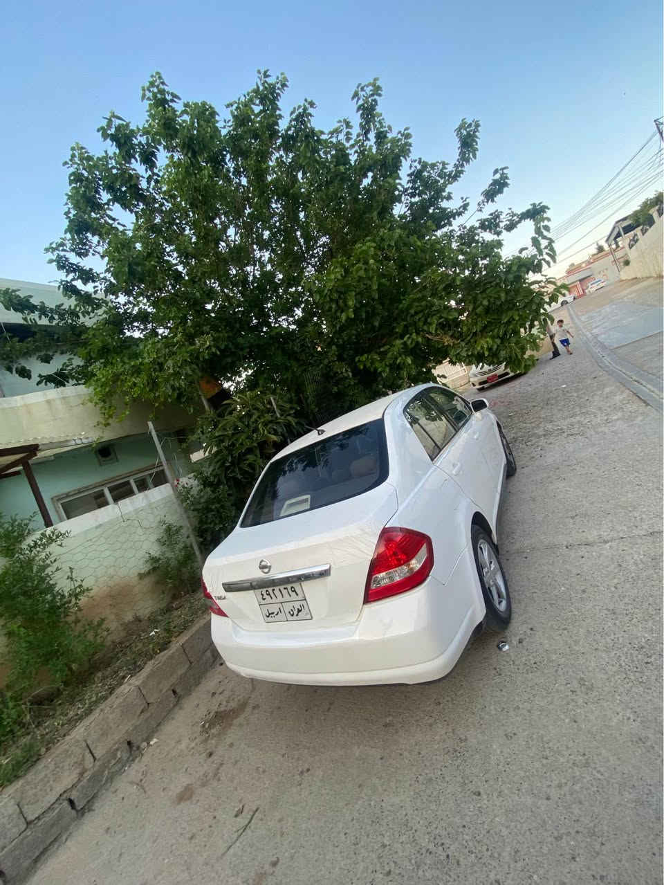 نیسان تیدە ٢٠٠٩  ناوزەرد گێڕ تۆماتیک چوار جام کارەبایی گێڕمەکەینە بەشەرت  تەبرید لەگەڵ سلف ئیش دەکات سیارەیەکی توندو تۆڵە یەک دینار مەسرەفی تیا نیە پێش و پشتی  کەپسە  تەنها تەزرەی هەیە تەزرەی رواندز
***********
***********
واتساپ لەسەر کۆڕەکە سوران, أربيل
