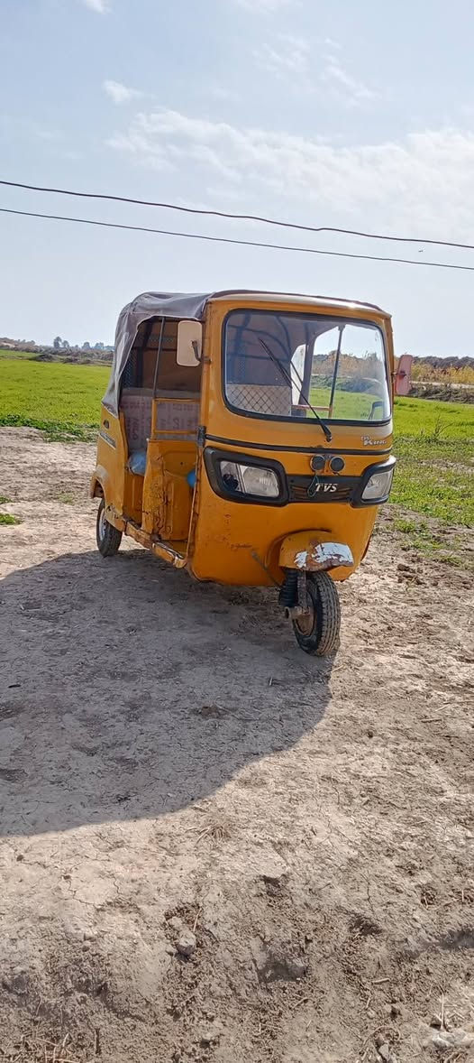 تكتك لبيع موديل 19محرك 22بيه خياسات بل جاملقات وبيه ضربه بل تكمه ومرجعه تكتك خير من  الله بل شغل سعر 1900رفاعي ***********اوراق
