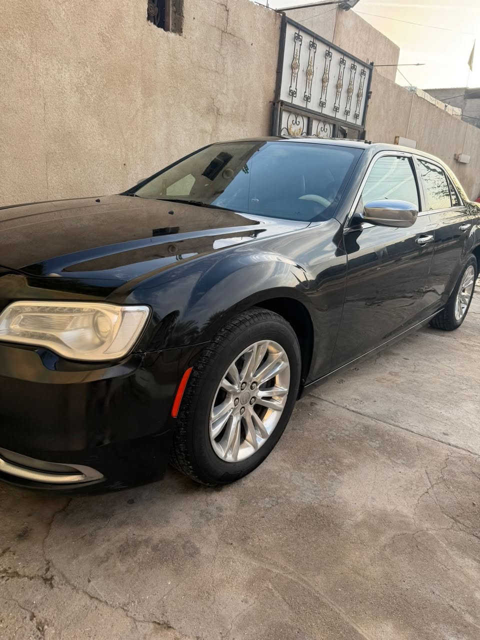 السلام عليكم اوباما مديل 16مرمز 23رقم بصره كفاله من ضربه بيه صبغ فقط للبيع او مراوس تكسي 
السعر 180
***********
