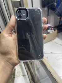 ايفون 11 عادي مكسور ضهر فيس ايدي واكف  جهاز ما داخل صيانه بطارية 76 ال...