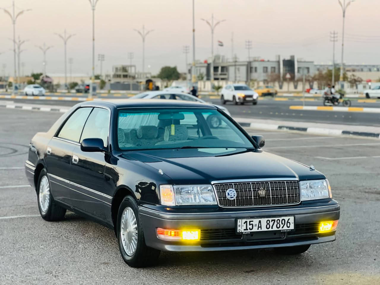 السلام عليكم
للبيع رأس الثور موديل 1999 
رقم أنبار دولي مشروع وطني 
مكفوله من الگصه ونقل الجثه والضربه والصبغ العام والعيب الشرعي. مكينه وگير وحداديه وتبريد وكهربائيات منضومه زنون 
السياره جاهزه من كلشي العنوان كربلاء السعر 89 وبيها شي قليل
للاستفسار.. ***********
