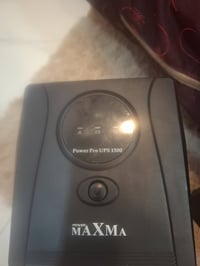 كامرات مع كامل ملحقاتهن للبيع قيم بليرضي الله بيه جديد وبي  مستعمل  بغ...